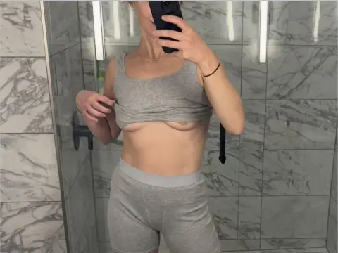 Fit MILF fit check.