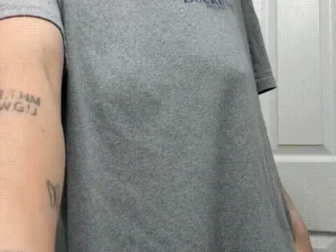 just got outta bed…a little bored (F)