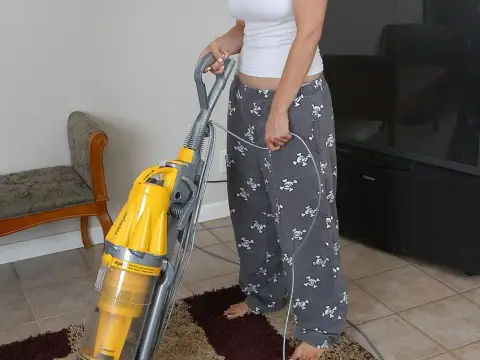Τριχωτό Μουνί